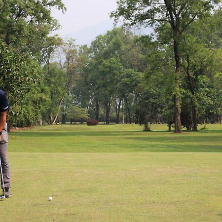 Miraaya Wellness And Golf Resort チトワン エクステリア 写真