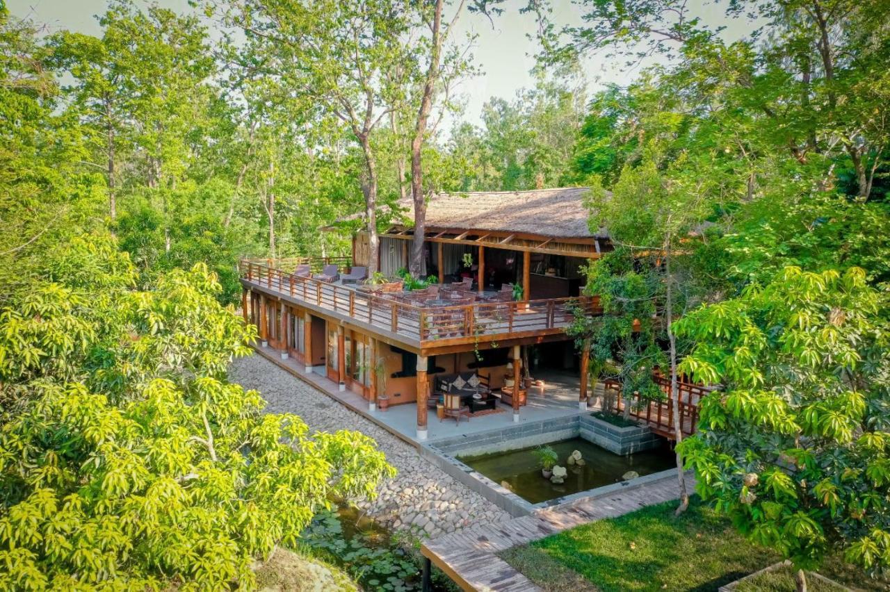 Miraaya Wellness And Golf Resort チトワン エクステリア 写真