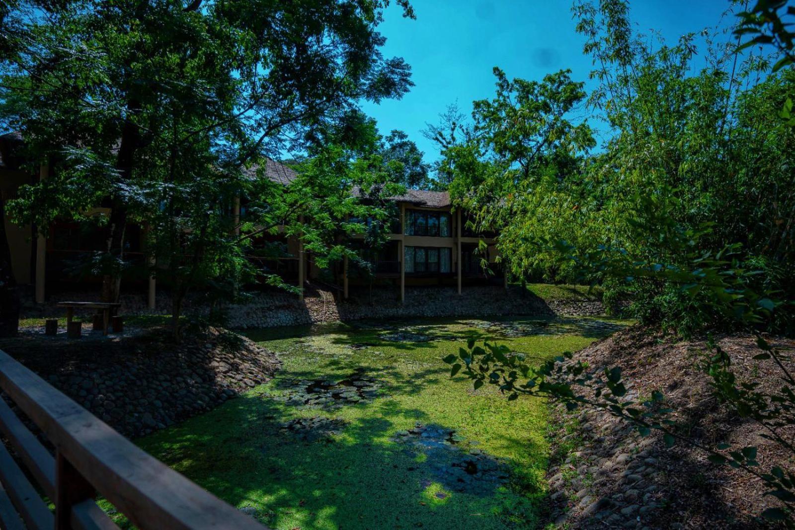 Miraaya Wellness And Golf Resort チトワン エクステリア 写真