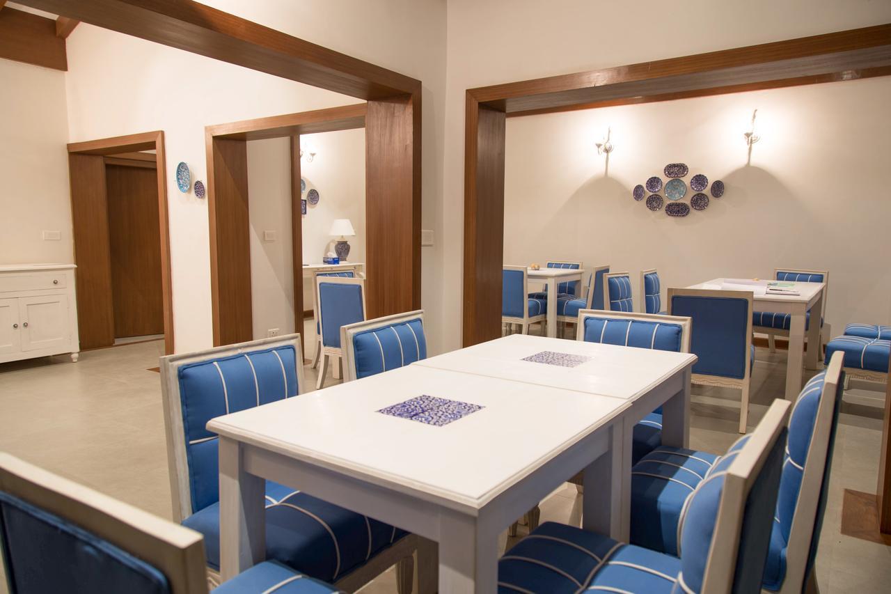 Miraaya Wellness And Golf Resort チトワン エクステリア 写真