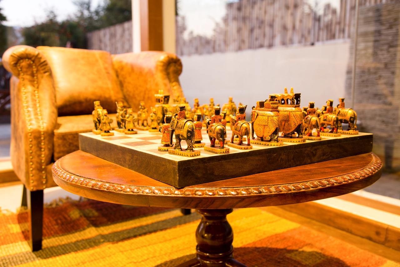 Miraaya Wellness And Golf Resort チトワン エクステリア 写真